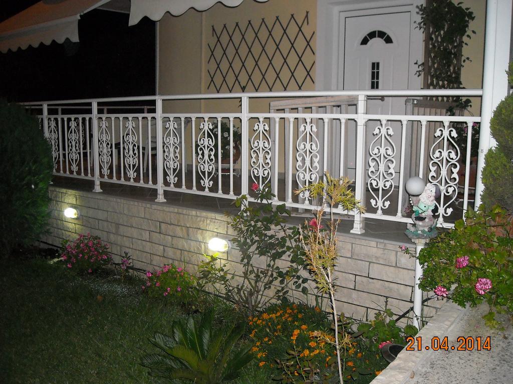 Zoe's Studios Parga Exterior foto